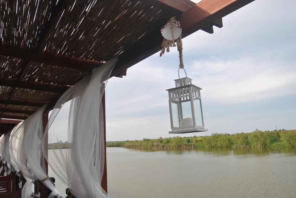 Lacul Racilor أوليمبْ المظهر الخارجي الصورة